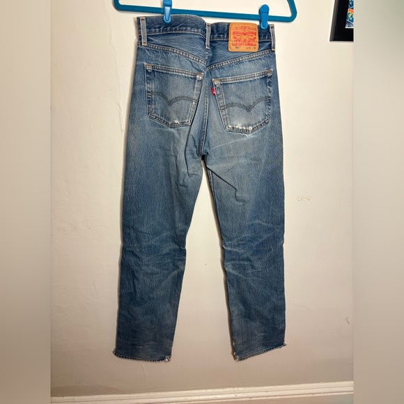 Levi's Women’s Distressed Straight Blue Jeans - Picture 2 of 4